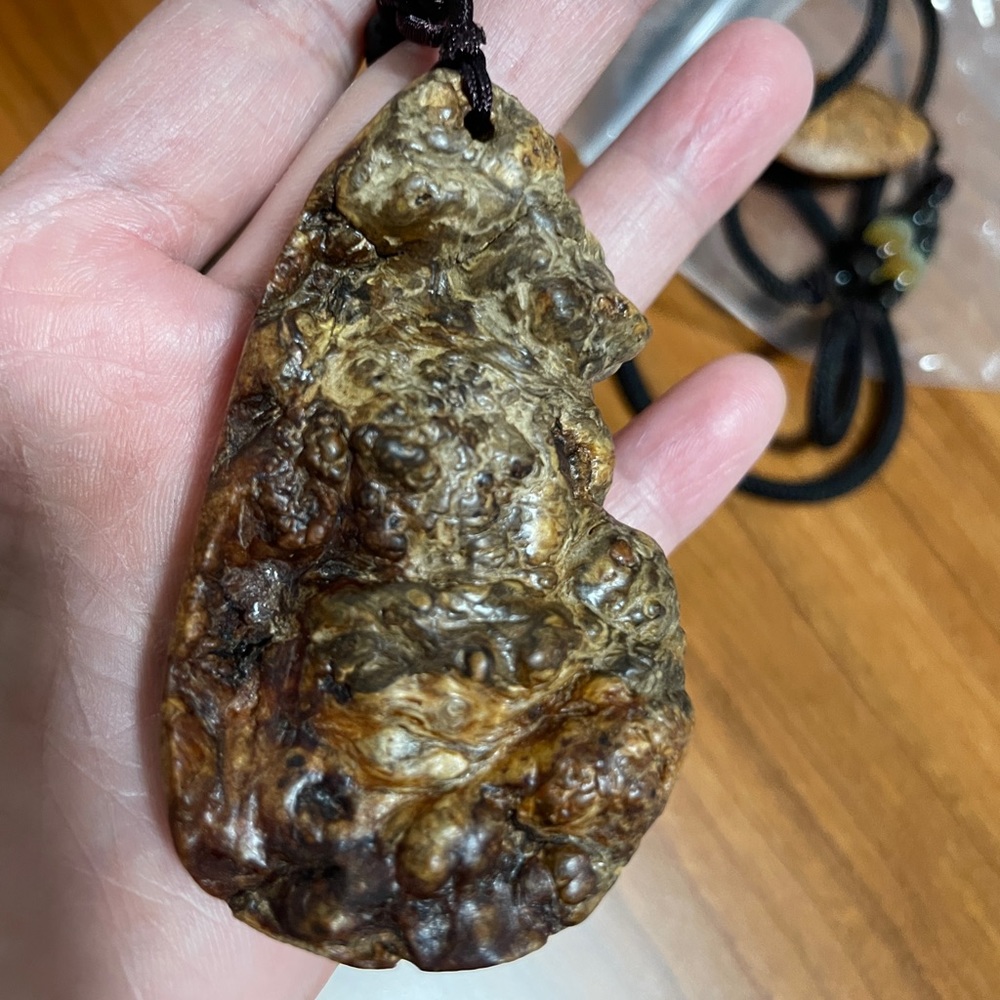 New handmade natural wood pendant necklace